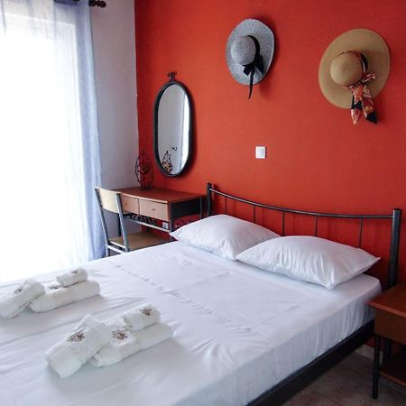 Ferienwohnung The Orange Cactus Sparta Exterior foto